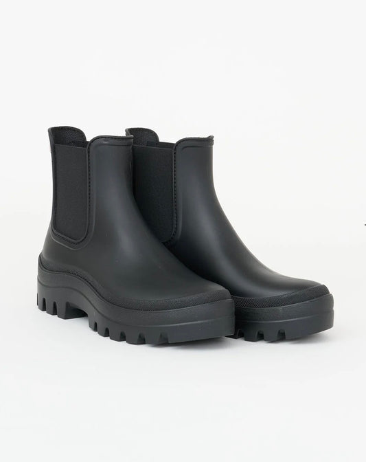 Black Prahara Rain Boots