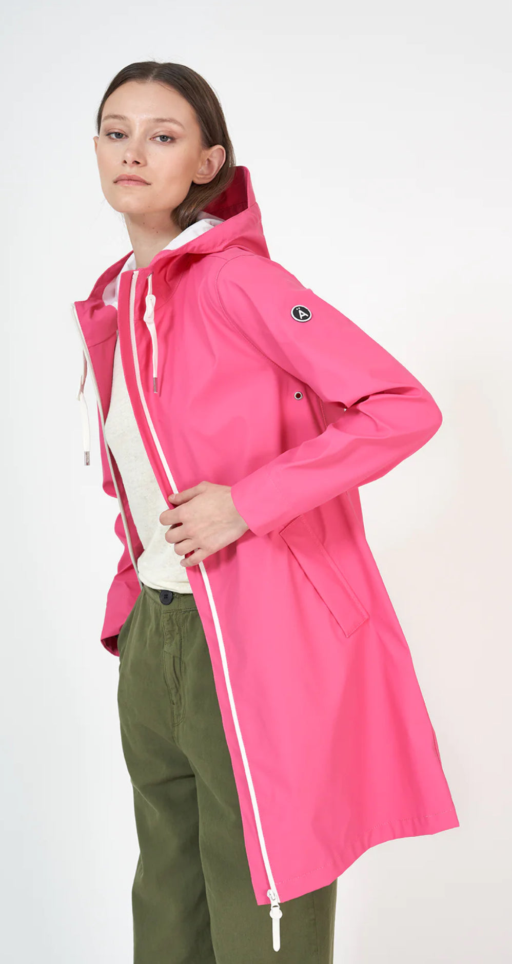 Nuovola Hot Pink Rainjacket loveindi.ie