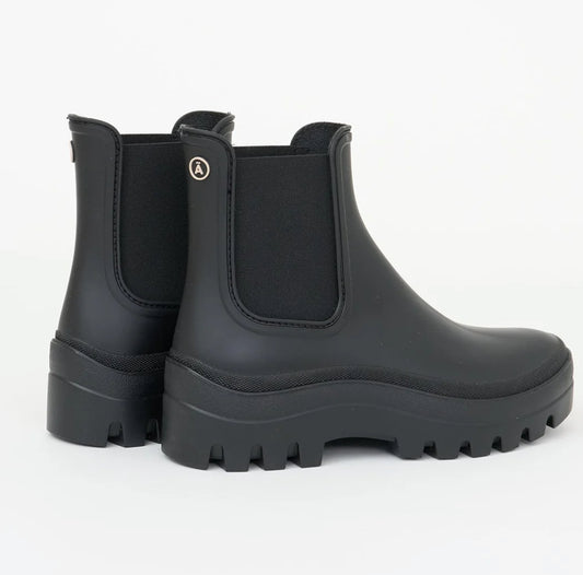 Prahara Black Boots