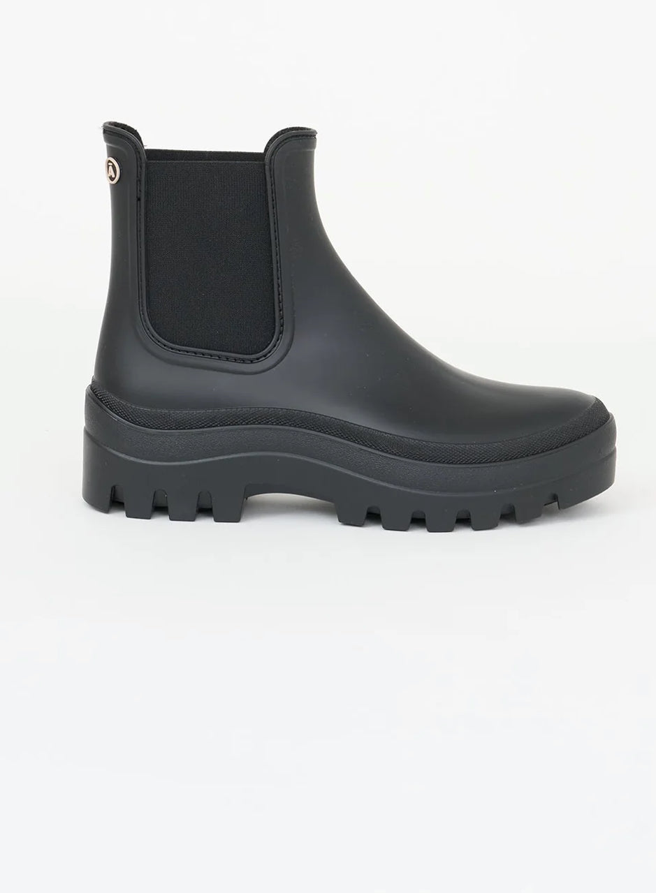 Prahara Black Boots