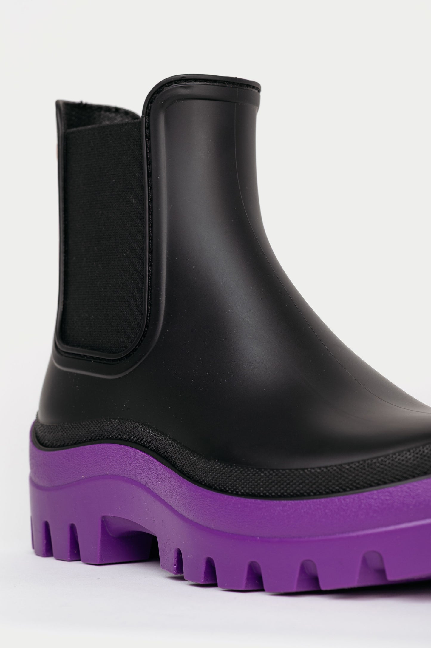 Black and Purple Prahara Rain Boots