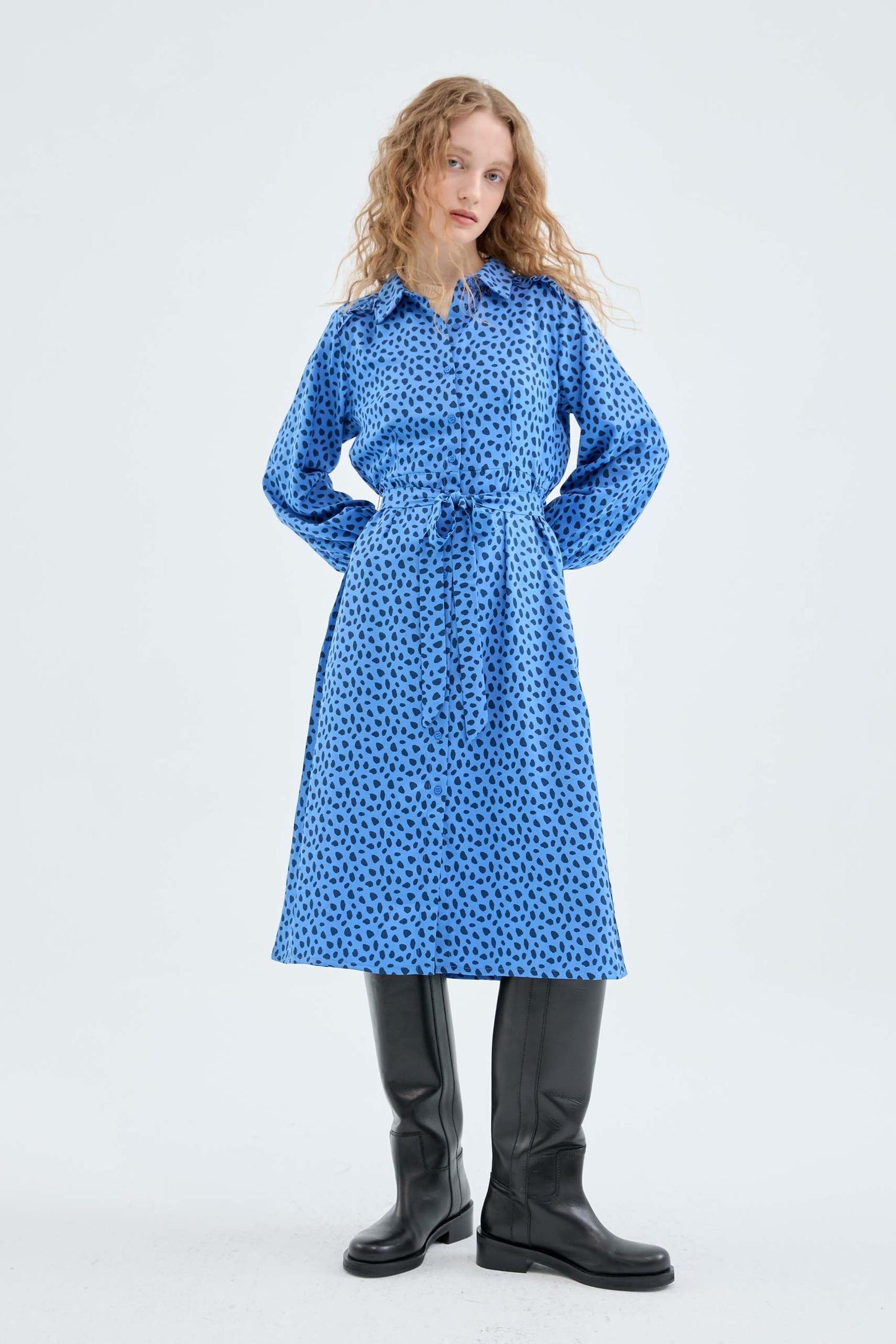Blue polka dot midi shirt dress