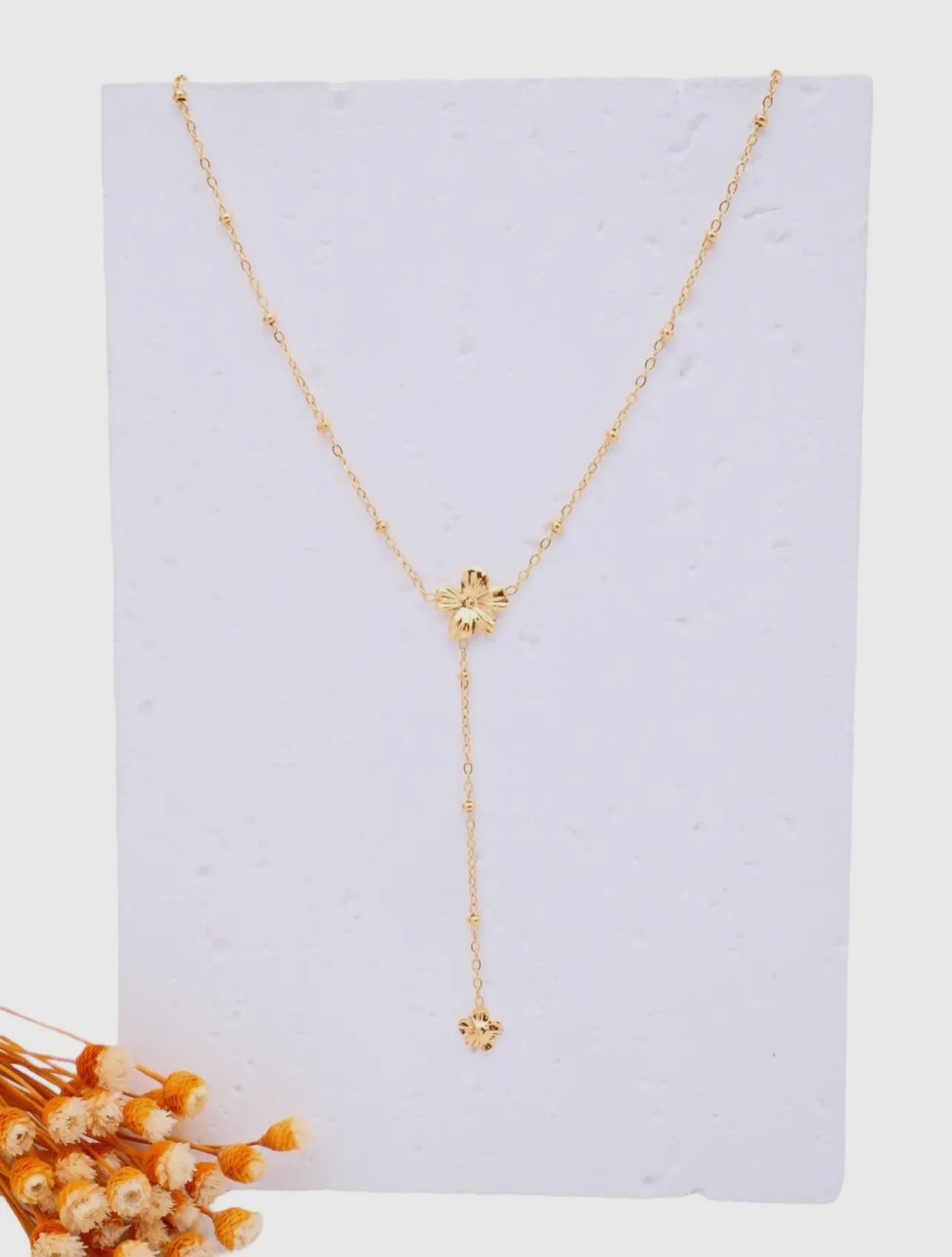 Droplet Small Little Flowers Necklace