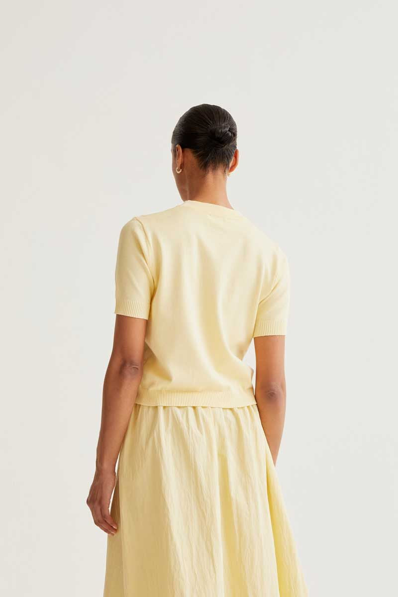 Soft Yellow Point Top with Flowers