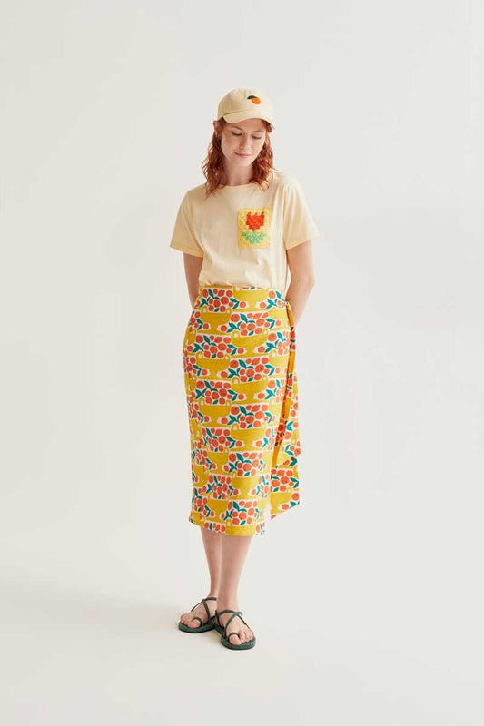 Light Yellow T-shirt with Tulip Embroidery