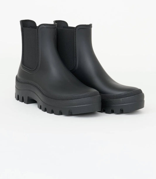 Prahara Black Boots