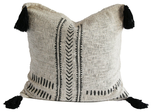 RAW COTTON CUSHION COVER WITH BLACK TASSELS 50X50